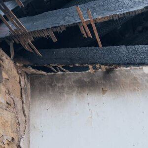 fire damage restoration tips for home owners