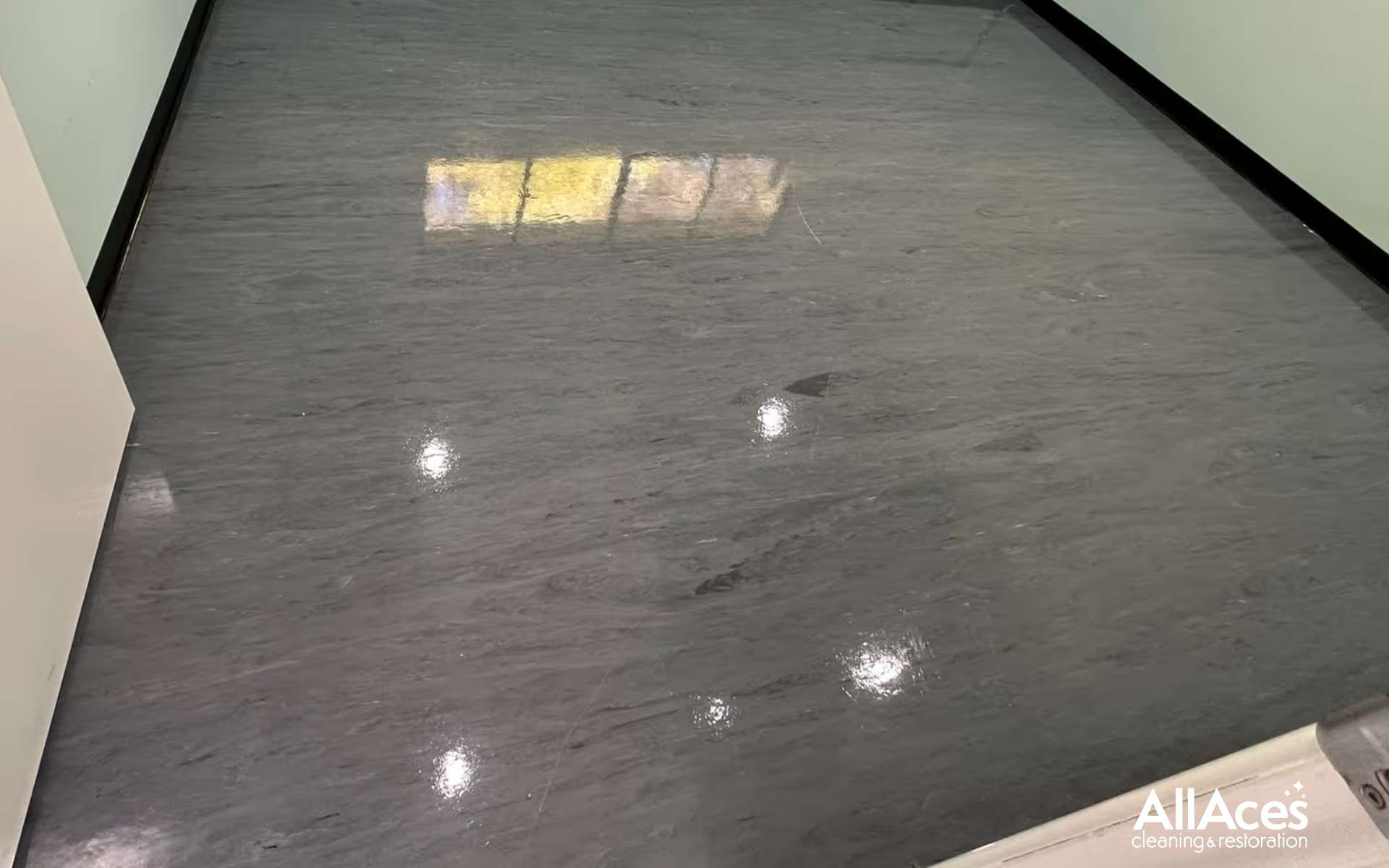 Vinyl Floor Strip and Seal Cleaning Services Australia (NSW, VIC, QLD)